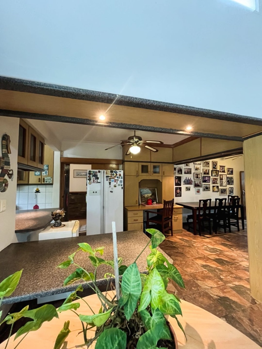 5 Bedroom Property for Sale in Vanes Estate Eastern Cape